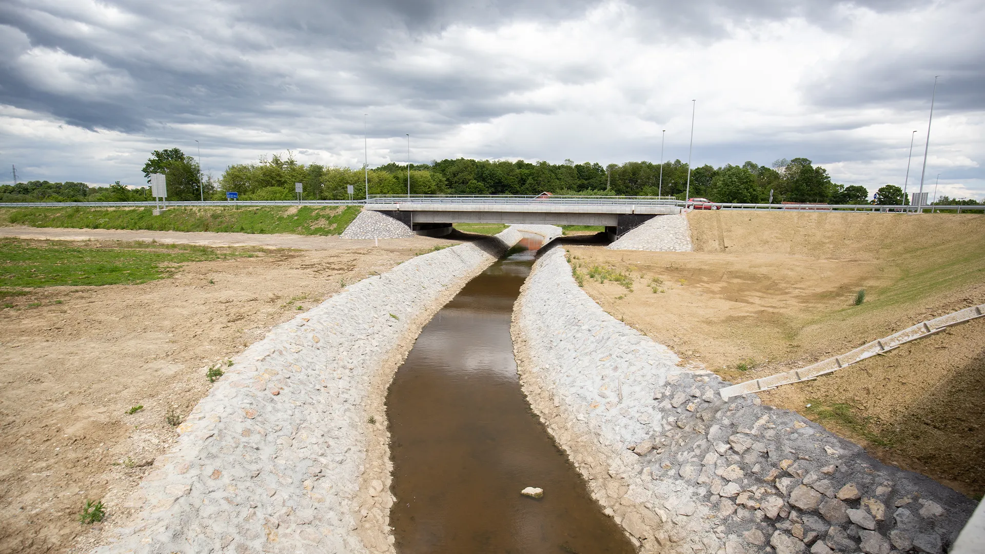 Engineering_Sydney_The_Importance_of_Stormwater_Drainage_Design_in_Civil_Engineering-Feature Engineering_Sydney_The_Importance_of_Stormwater_Drainage_Design_in_Civil_Engineering