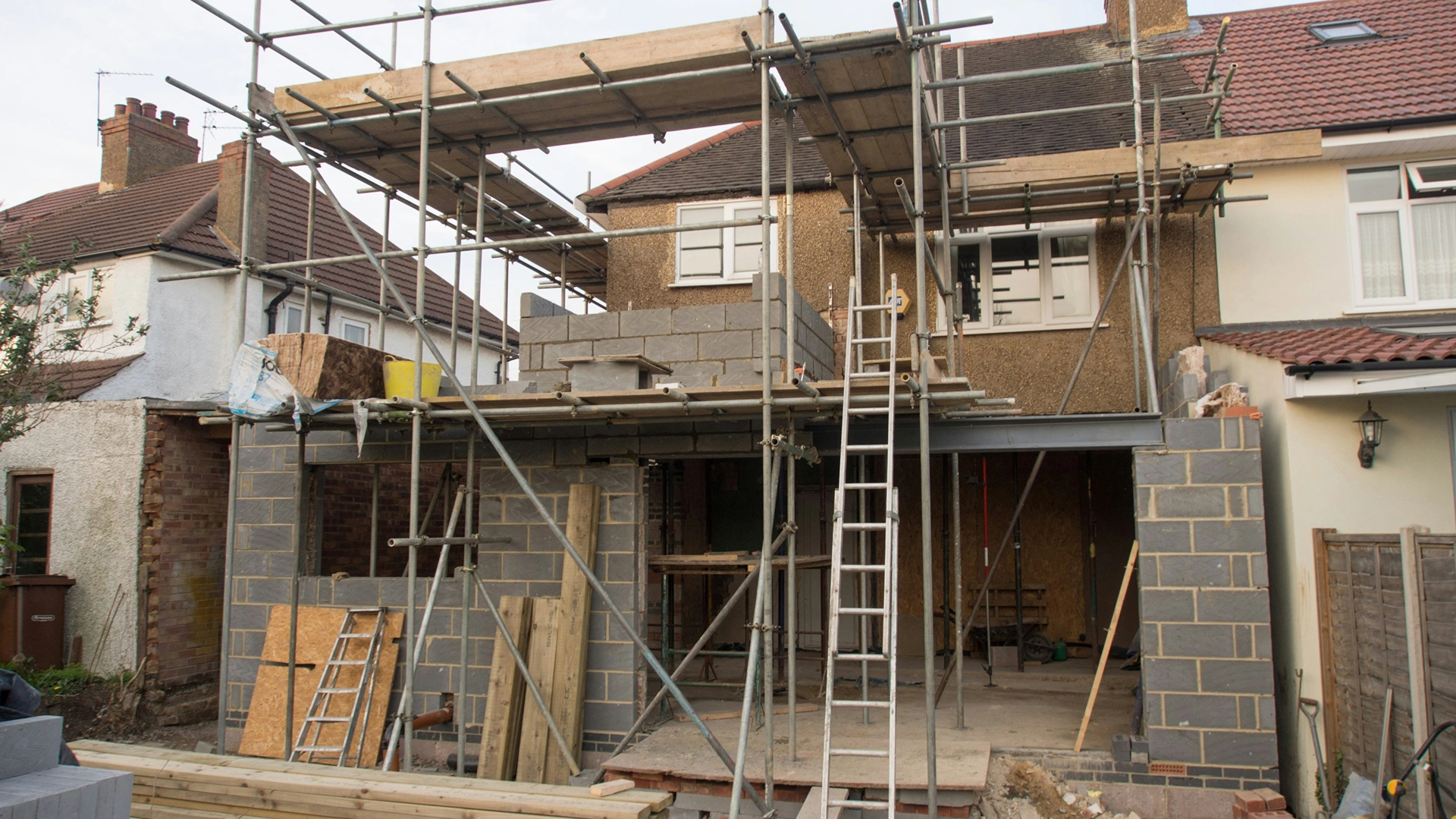 Engineering-Sydney-home-extensions-gone-wrong-how-missing-structural-advice-on-composite-beams-causes-major-failures-Body-image